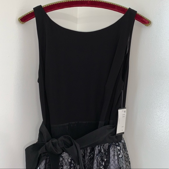 *NWT* SLNY Metallic Tulle Midi Dress - Picture 4 of 12